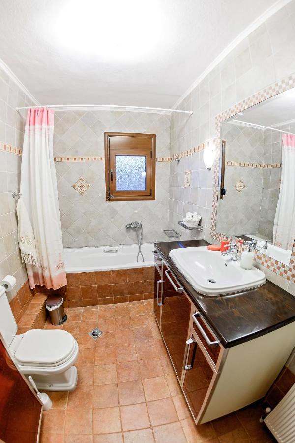 Villa Mariellie Néa Péramos Zewnętrze zdjęcie